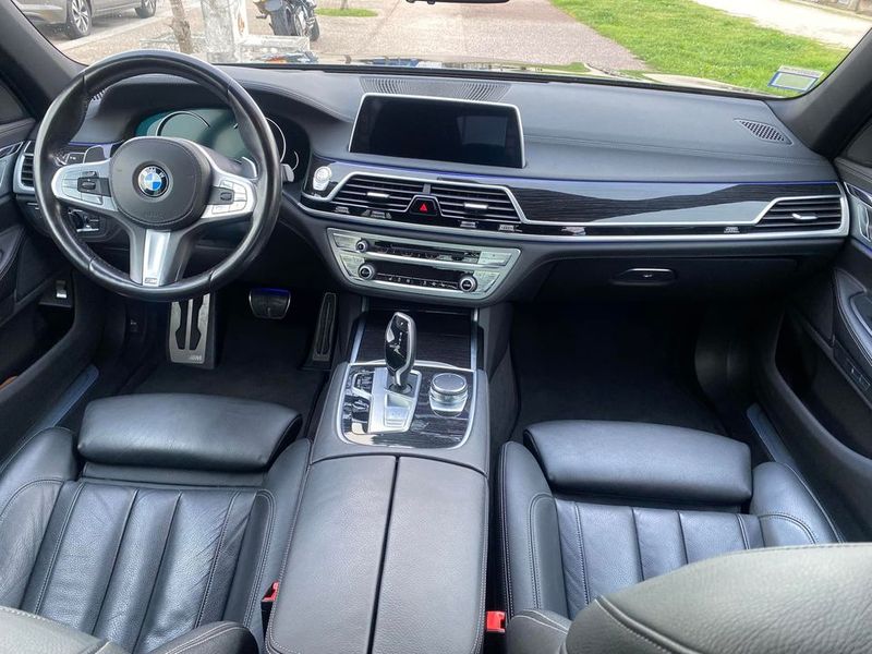 BMW X7 • 2018 • 108,000 km 3