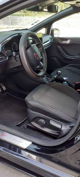 Ford Fiesta • 2018 • 213,000 km 4