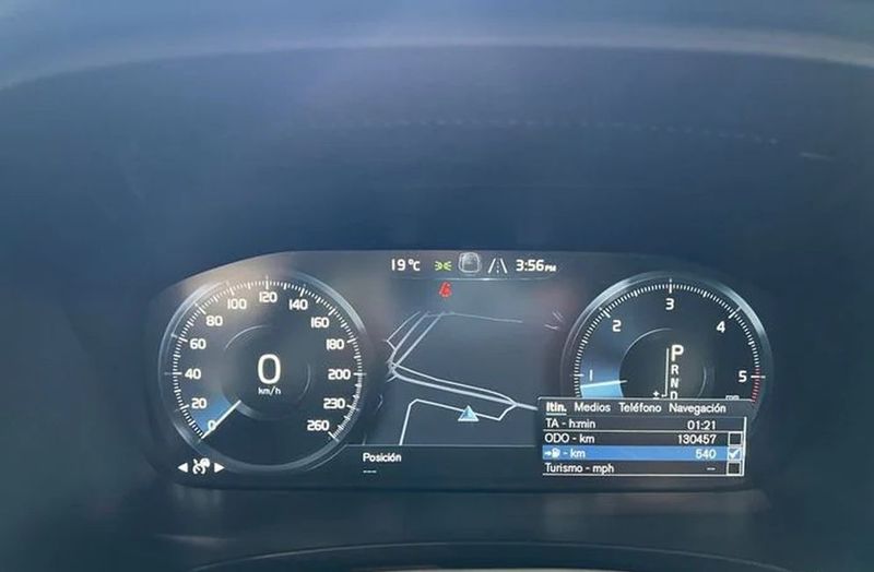 Volvo V90 Cross Country • 2019 • 145,000 km 5