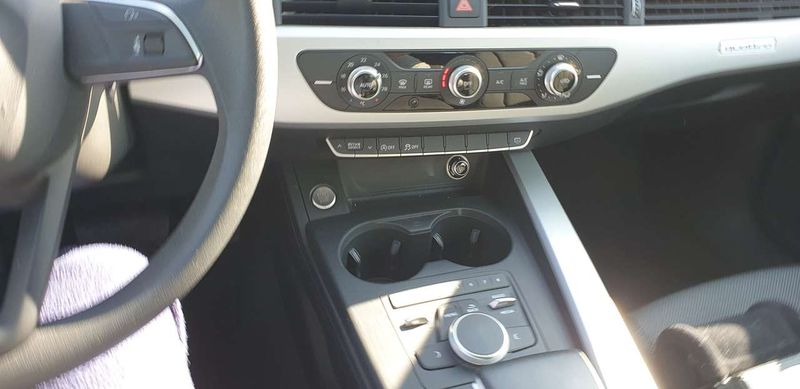 Audi A4 • 2016 • 152,000 km 13