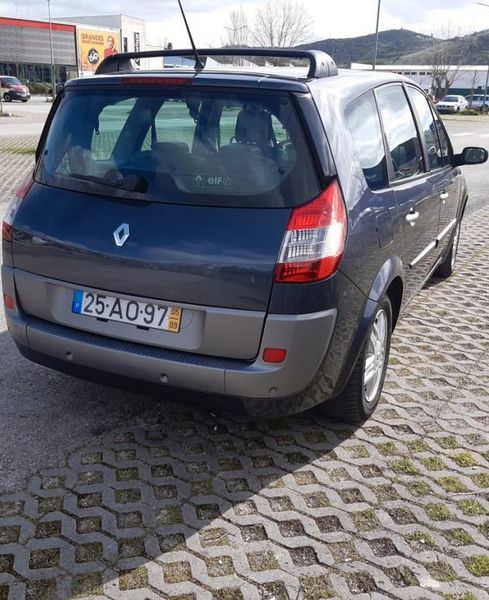 Renault Scénic • 2005 • 190,000 km 2