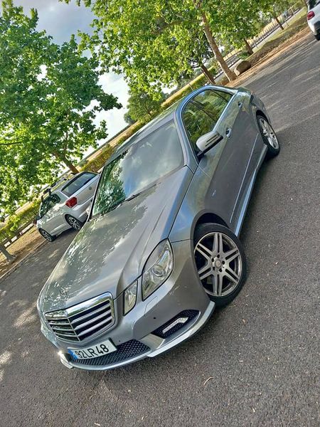 Mercedes-Benz E-320 • 2011 • 370,000 km 1