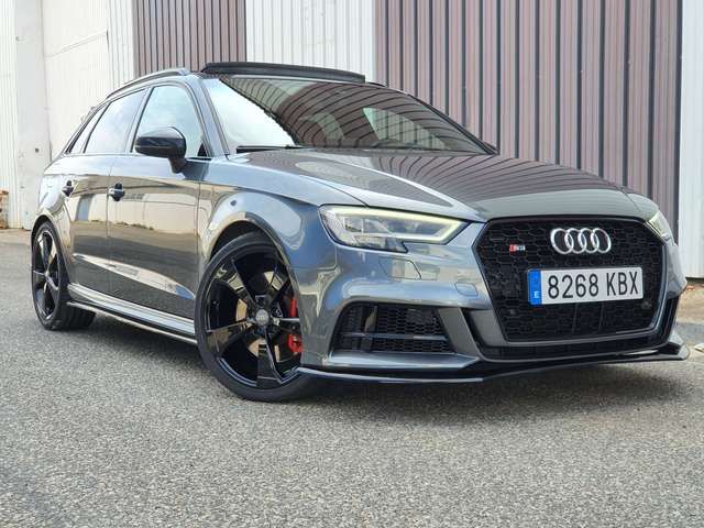 Audi S3 • 2017 • 67,000 km 1