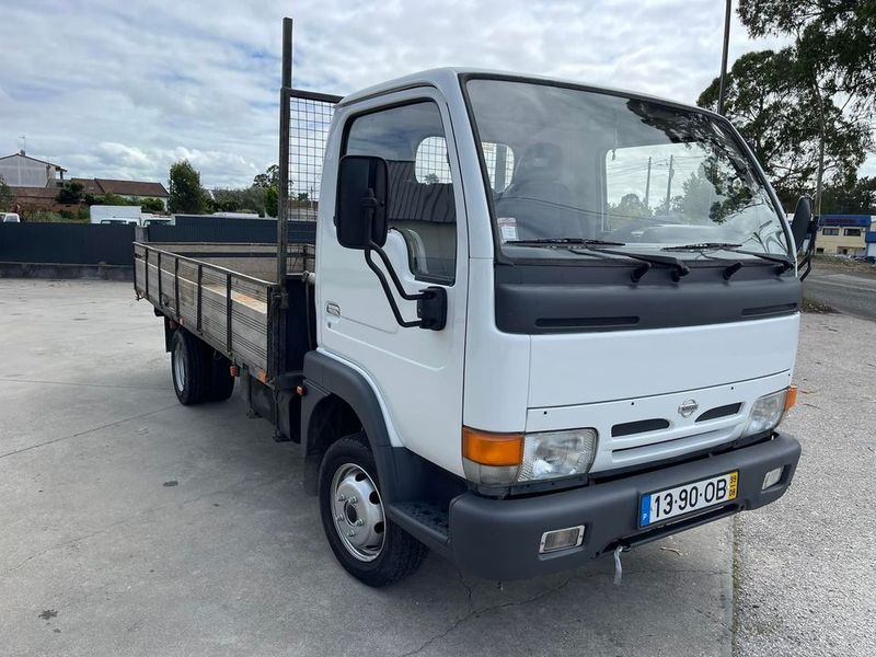 Nissan Cabstar E - T • 1999 • 340,000 km 1