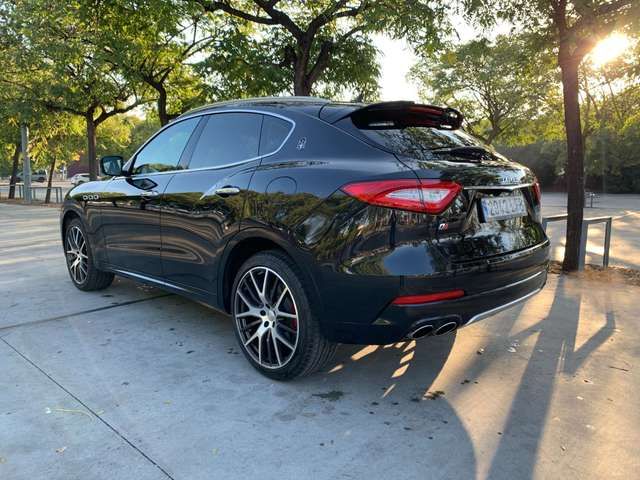 Maserati Levante • 2017 • 64,500 km 3