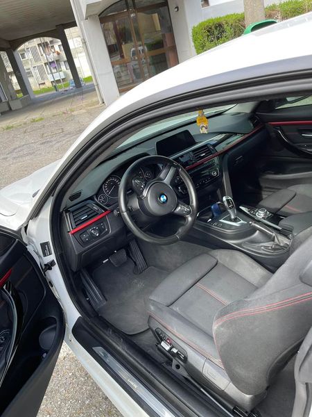 BMW M3 • 2019 • 120,000 km 2