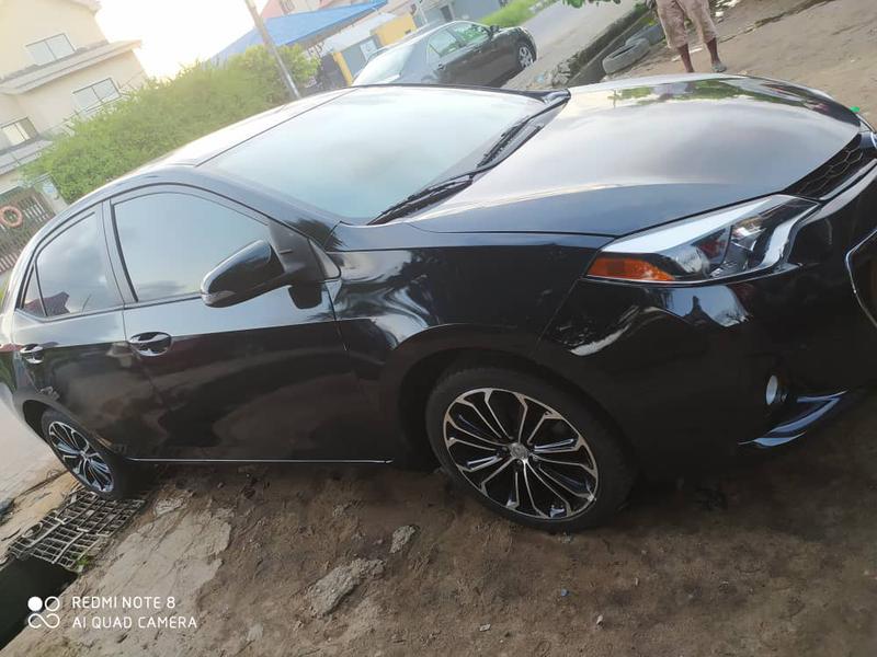 Toyota Corolla • 2014 • 95,000 km 3