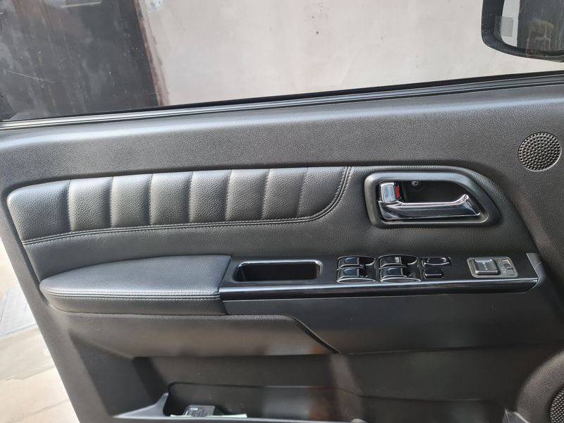 Great Wall Wingle 5 • 2015 • 90,500 km 3