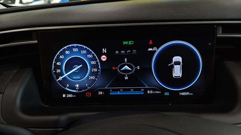 Hyundai Tucson • 2024 • 14,500 km 11