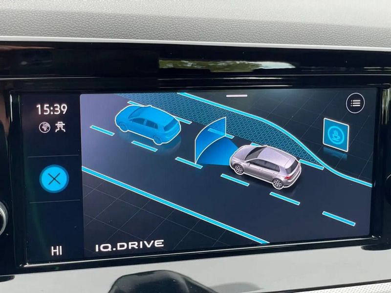 Volkswagen Golf • 2021 • 162,000 km 11