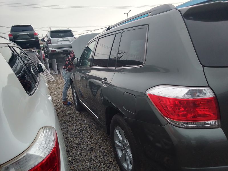 Toyota Highlander • 2013 • 107,000 km 9