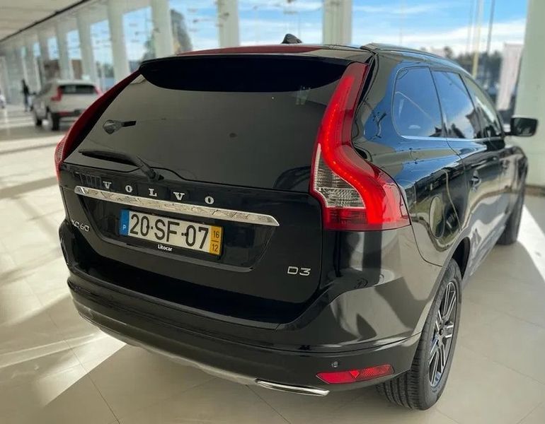 Volvo XC60 • 2016 • 25,000 km 3