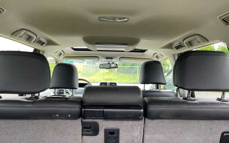 Toyota Land Cruiser • 2010 • 123,500 km 2