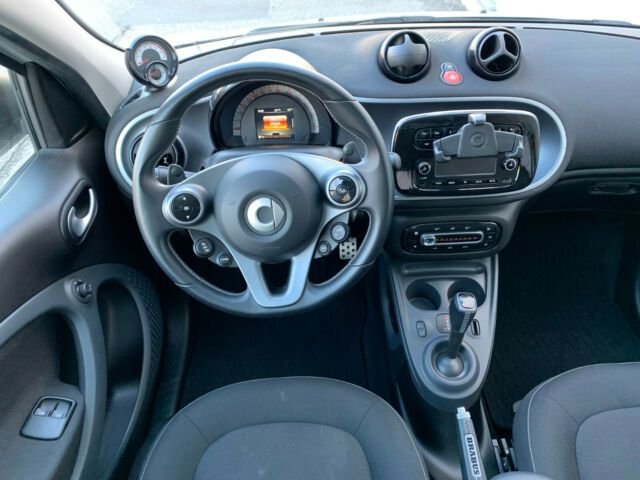Smart Forfour • 2018 • 60,000 km 16