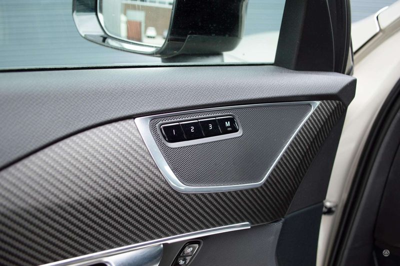 Volvo XC90 • 2016 • 177,000 km 8