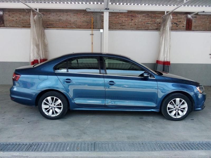 Volkswagen Jetta • 2017 • 63,000 km 26