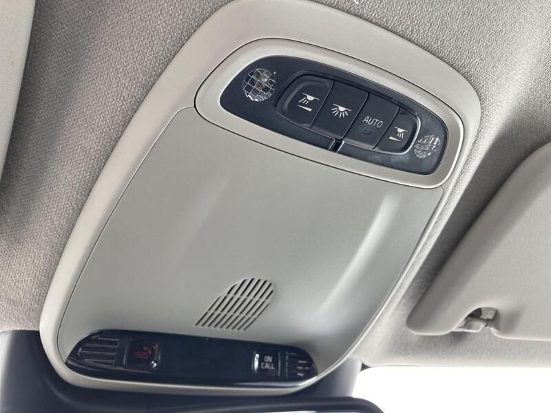 Volvo XC40 • 2021 • 50,273 km 40