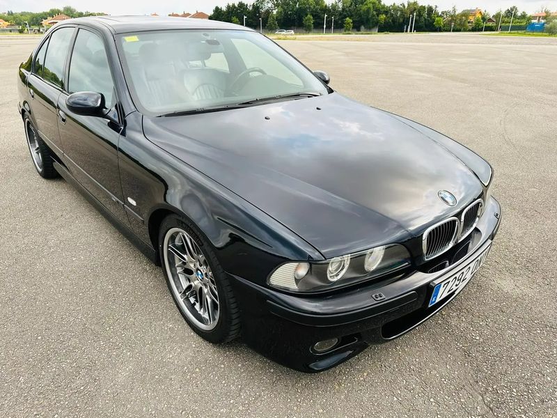 BMW M5 • 1999 • 185,000 km 3