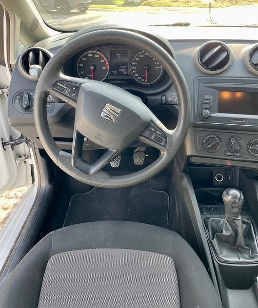 Seat Ibiza • 2017 • 69,000 km 9