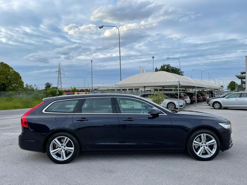 Volvo V90 • 2016 • 178,000 km 7