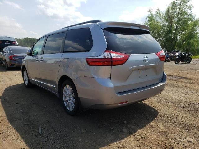 Toyota Sienna • 2017 • 0 km 3