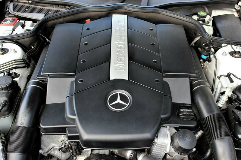 Mercedes-Benz SL-Class • 2005 • 98,200 km 4