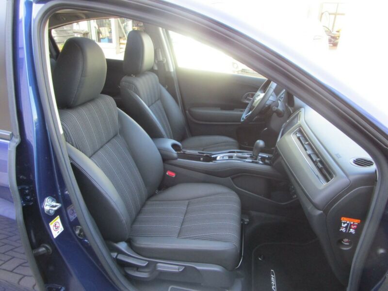 Honda HR-V • 2015 • 127,600 km 10