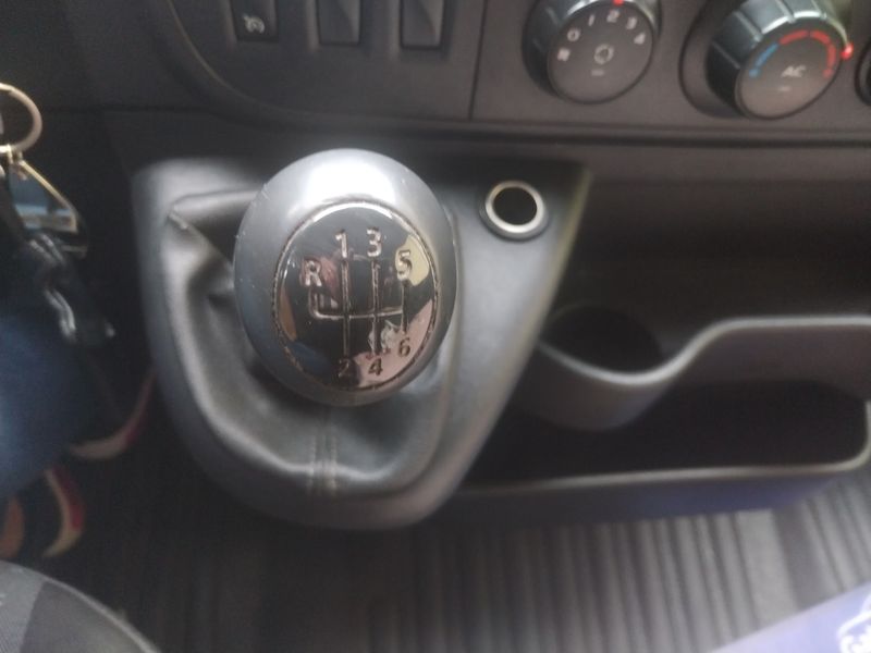 Opel Movano • 2016 • 369,686 km 9