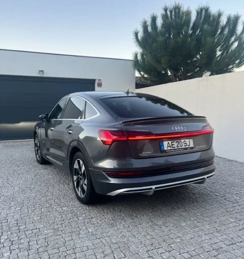 Audi e-tron Sportback • 2010 • 55,000 km 1
