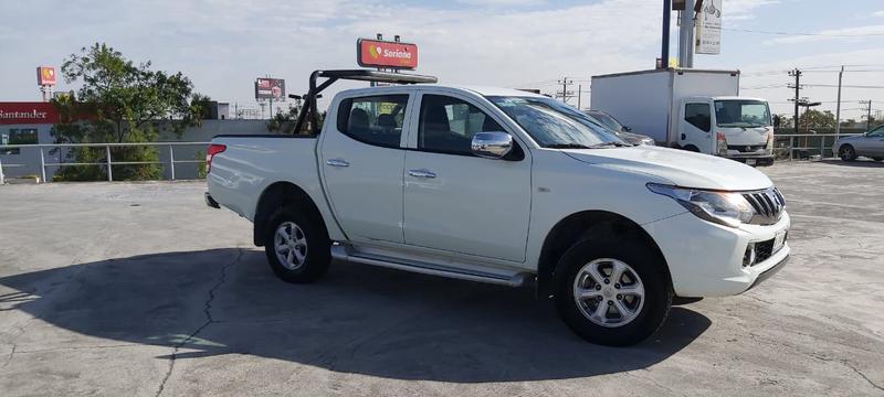 Mitsubishi L200 • 2017 • 96,998 km 4