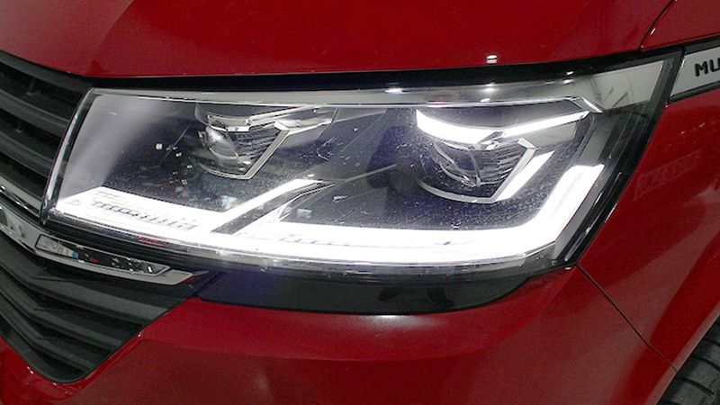 Volkswagen Multivan • 2021 • 30,742 km 10