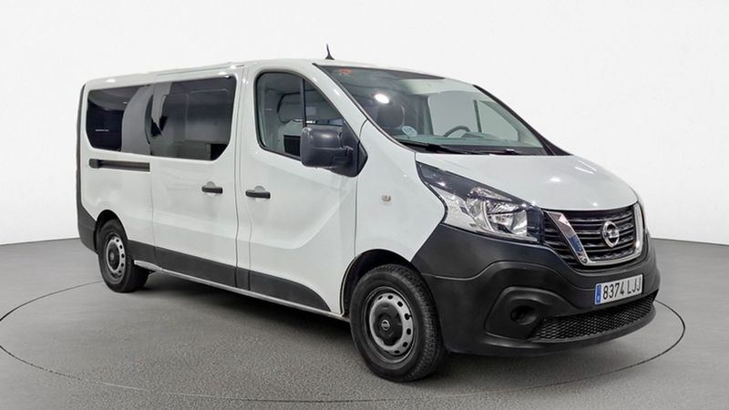 Nissan NV400 • 2020 • 65,000 km 2