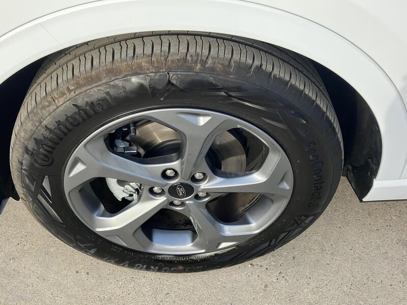 Ford Kuga • 2025 • 6,698 km 28