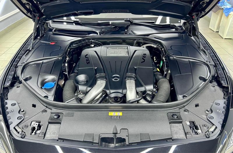 Mercedes-Benz S Coupé • 2017 • 99,000 km 17