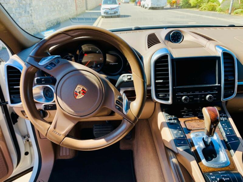 Porsche Cayenne • 2012 • 211,000 km 6