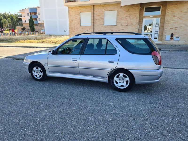 Peugeot 306 • 2000 • 228,000 km 6