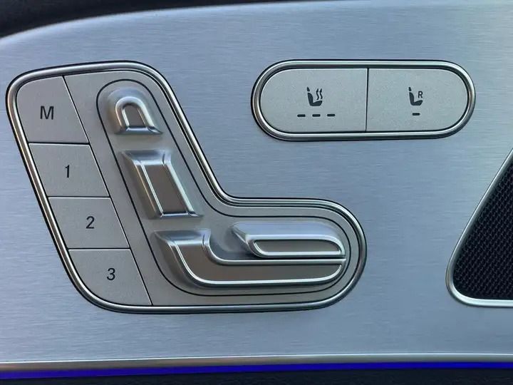 Mercedes-Benz GLK-Class • 2020 • 89,000 km 10