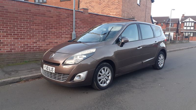 Renault Grand Scenic • 2010 • 95,000 mi 1