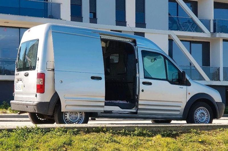 Ford Transit • 2006 • 250,000 km 1