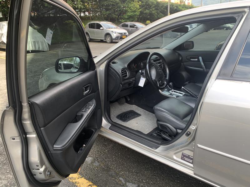 Mazda 6 • 2008 • 130,000 km 6