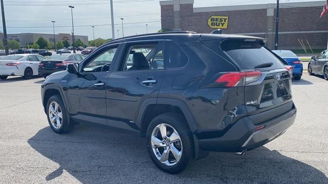 Toyota RAV4 Hybrid • 2020 • 5,484 km 3