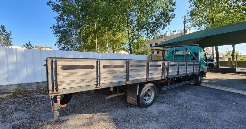 Mitsubishi Fuso canter • 2002 • 499,000 km 5