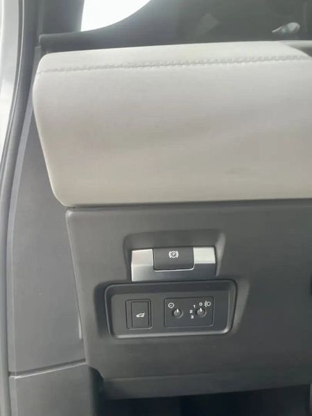 Land Rover Range Rover Evoque • 2019 • 56,000 km 15