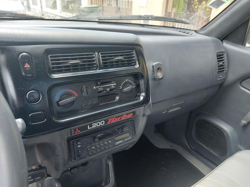 Mitsubishi L200 Pick up • 2000 • 169,000 km 7