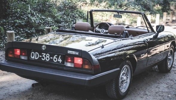 Alfa Romeo Spider • 1988 • 104,900 km 4