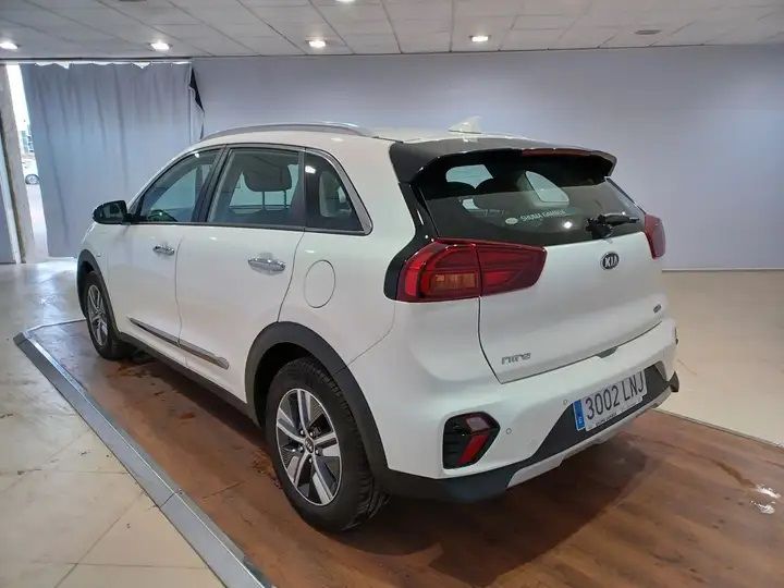 Kia Niro • 2021 • 21,000 km 4