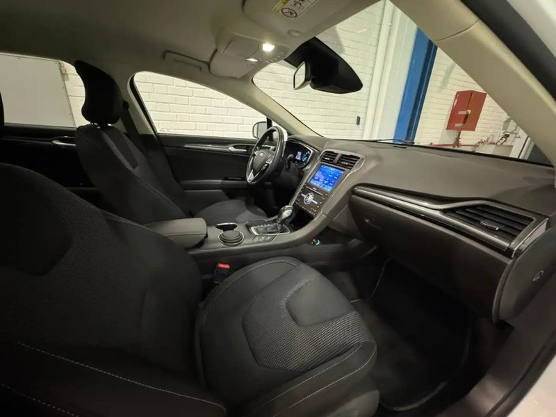 Ford Mondeo Combi • 2021 • 87,000 km 14