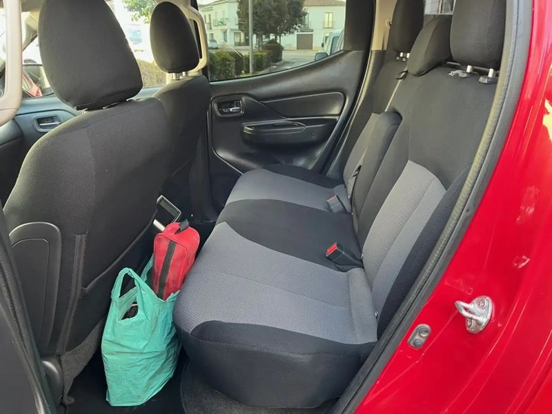 Mitsubishi L200 Pick up • 2020 • 150,711 km 7