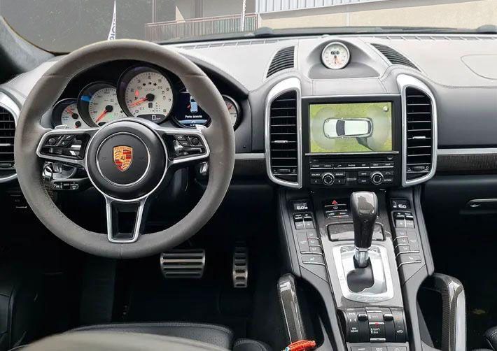 Porsche Cayenne • 2015 • 55,000 km 5