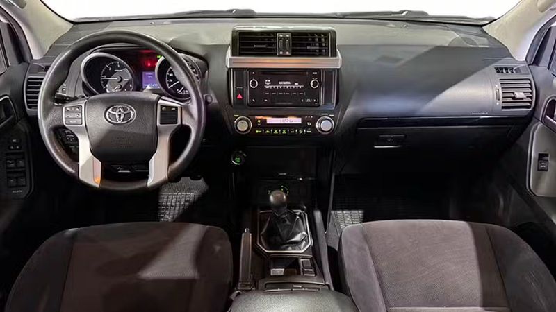 Toyota Land Cruiser • 2017 • 134,773 km 2